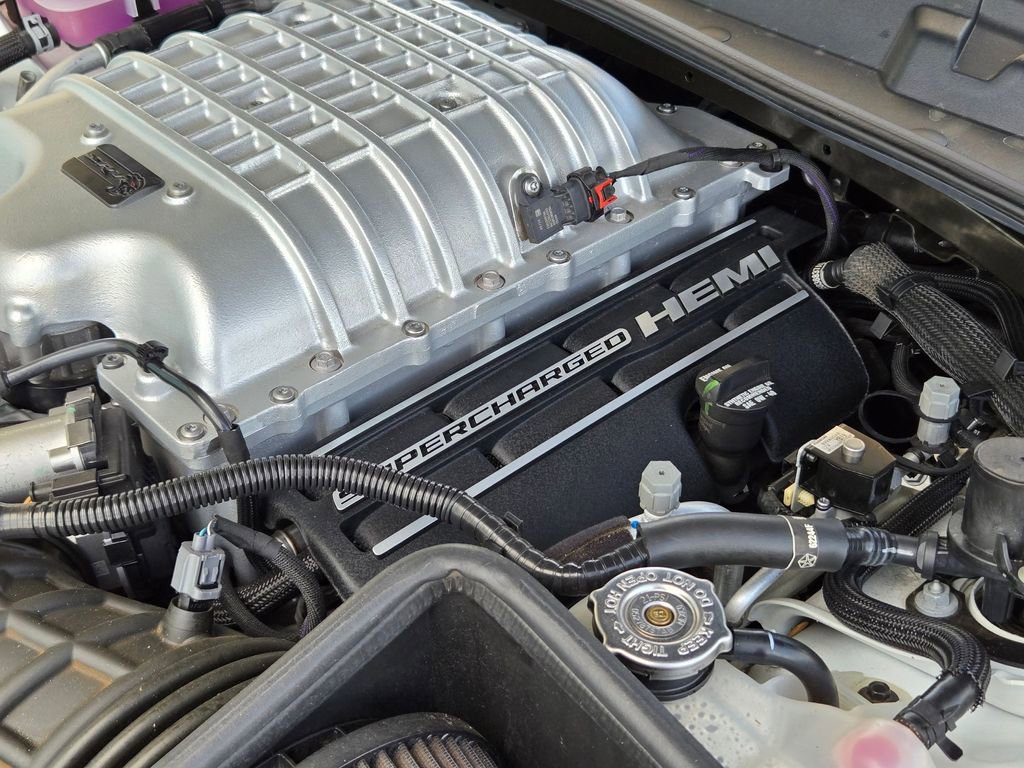 Used 2019 Dodge Challenger SRT Hellcat Redeye image 35