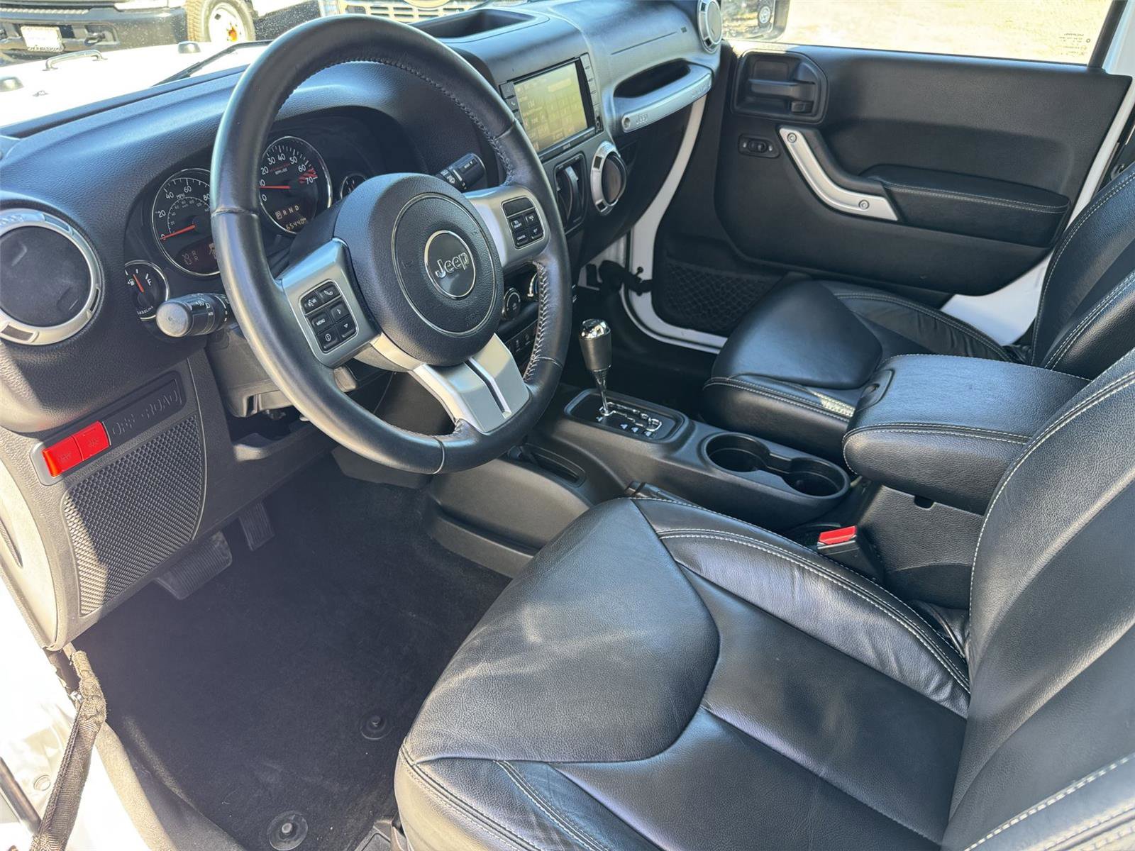 Used 2017 Jeep Wrangler Rubicon image 23