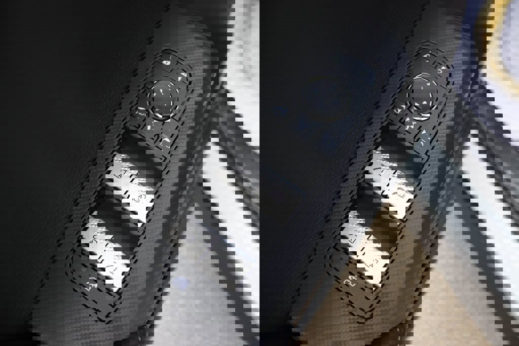 New 2025 Mitsubishi Outlander SE image 21