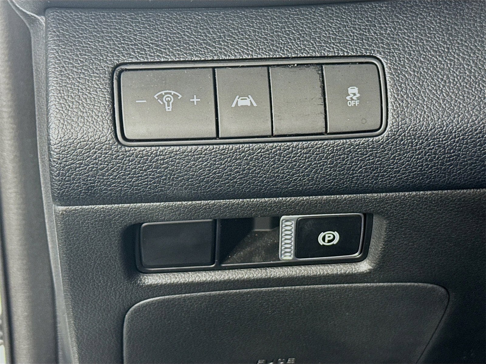 Used 2021 Hyundai Santa Fe SEL image 11