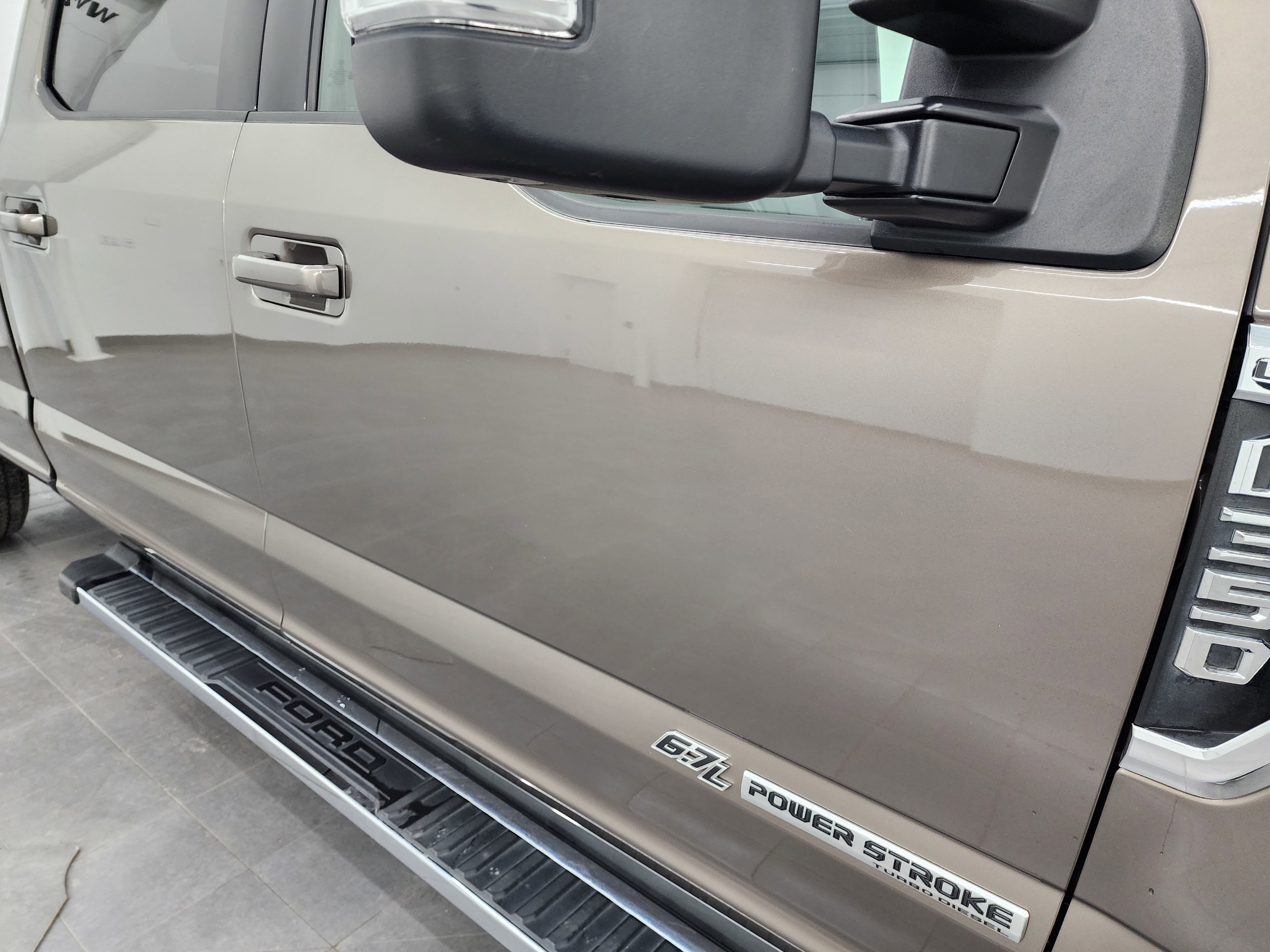 Used 2022 Ford F350 Lariat image 25