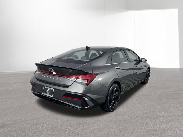 New 2026 Hyundai Elantra SEL Sport Premium FWD image 12