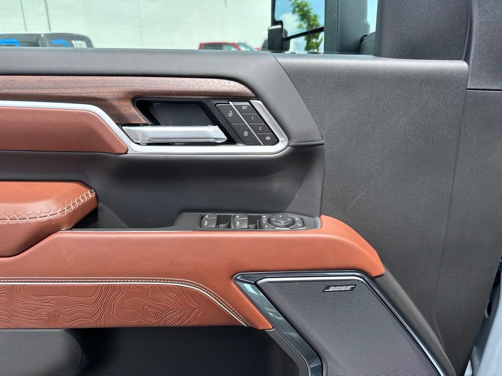 New 2026 GMC Sierra 3500 Denali Ultimate AWD/4WD image 13