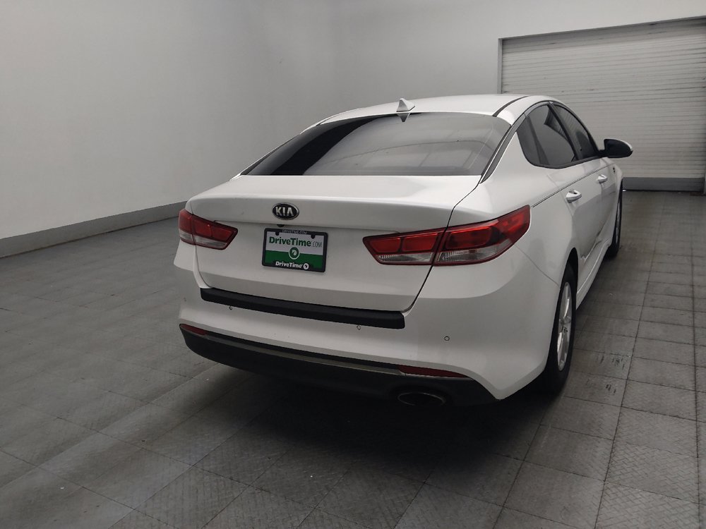 Used 2017 Kia Optima LX w/ Convenience Plus Package FWD image 9
