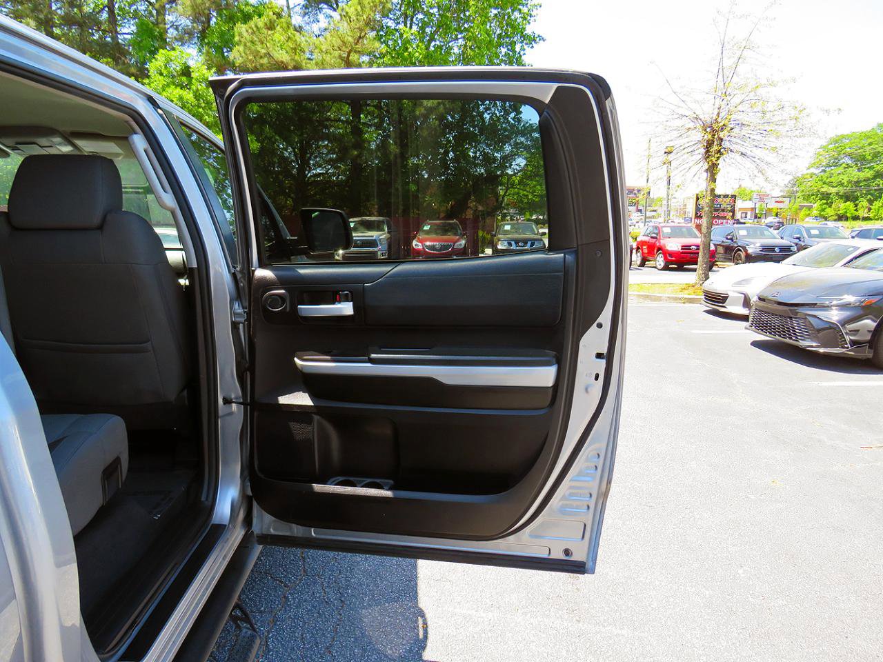 Used 2021 Toyota Tundra SR5 AWD/4WD image 18