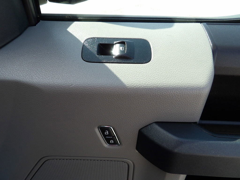 Used 2019 Ford F150 XL w/ Equipment Group 101A Mid RWD image 29