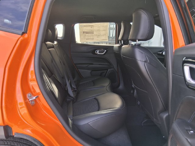 New 2026 Jeep Compass Latitude AWD/4WD image 24