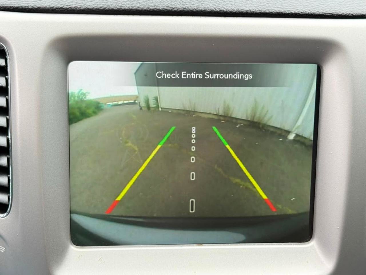Used 2021 Jeep Compass Latitude w/ Sun and Sound Group FWD image 23