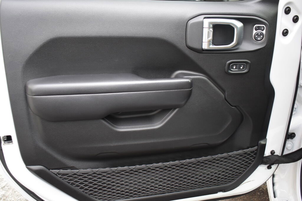 Used 2021 Jeep Wrangler Unlimited Sport S image 17