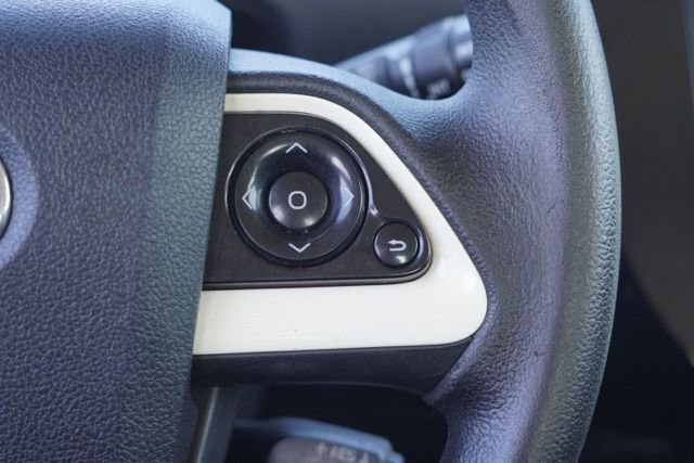 Used 2016 Toyota Prius Two image 21