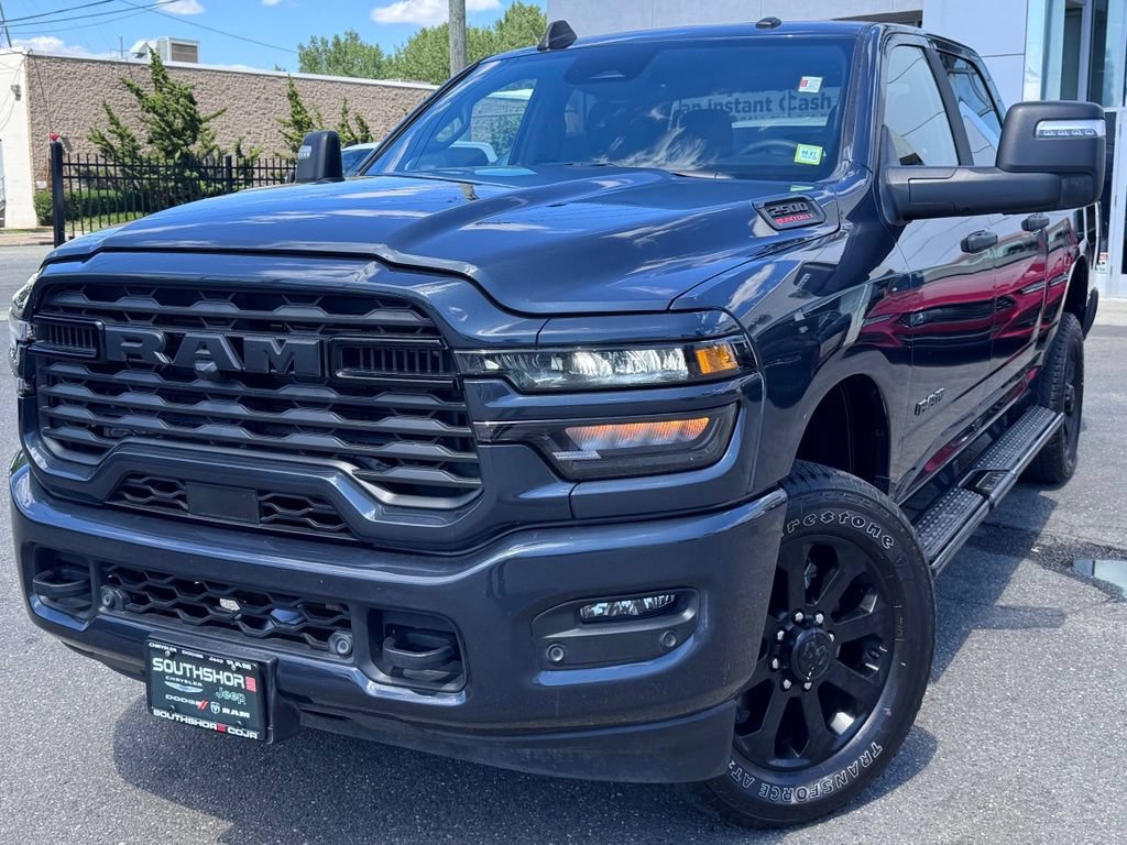 Used 2025 RAM 2500 Big Horn AWD/4WD image 3