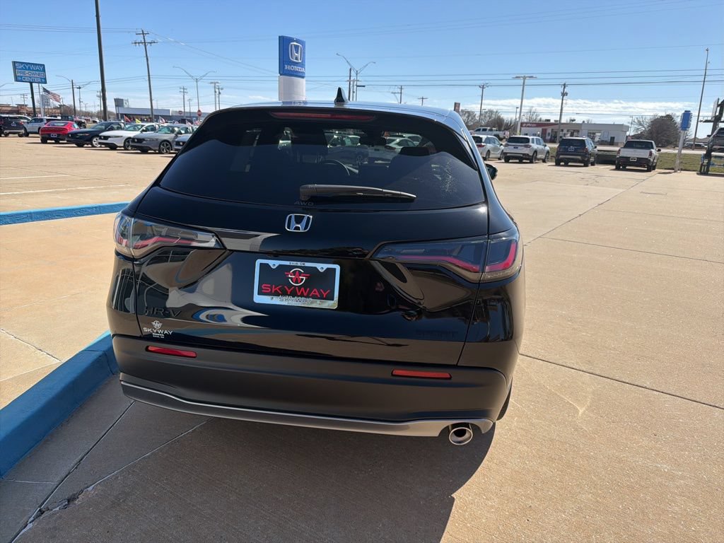 New 2026 Honda HR-V Sport image 8