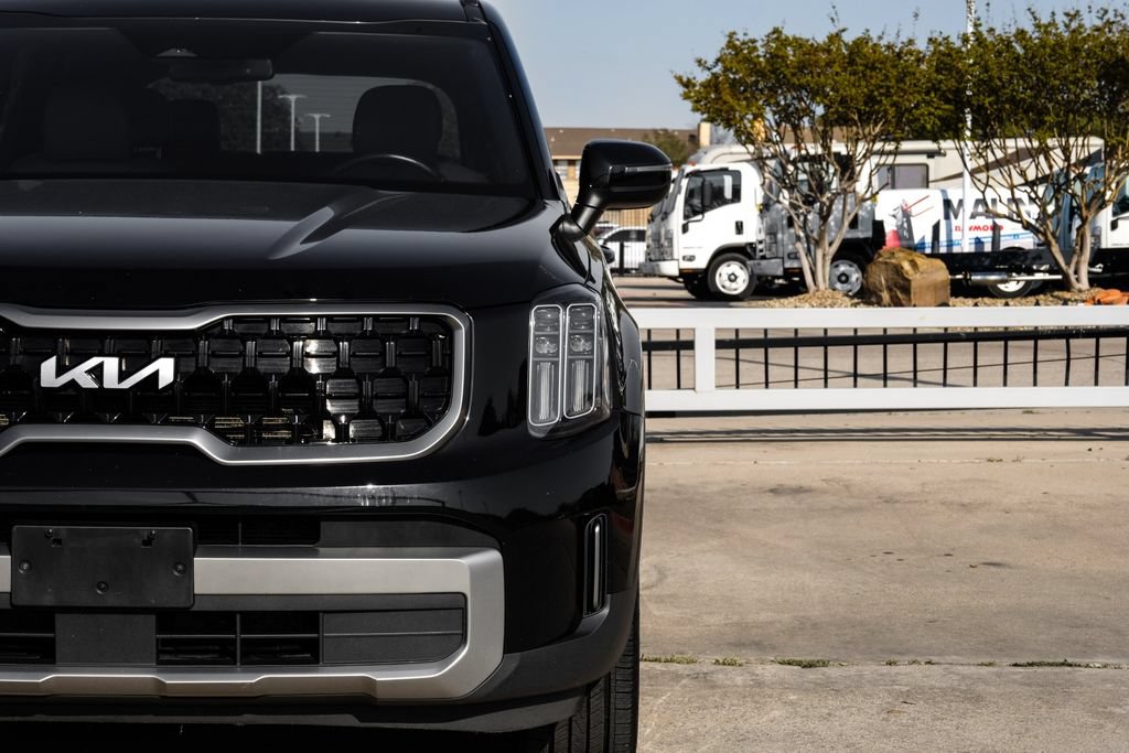 Used 2023 Kia Telluride EX X-Line AWD/4WD image 54