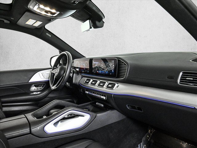 Used 2026 Mercedes-Benz GLS 450 4MATIC image 25