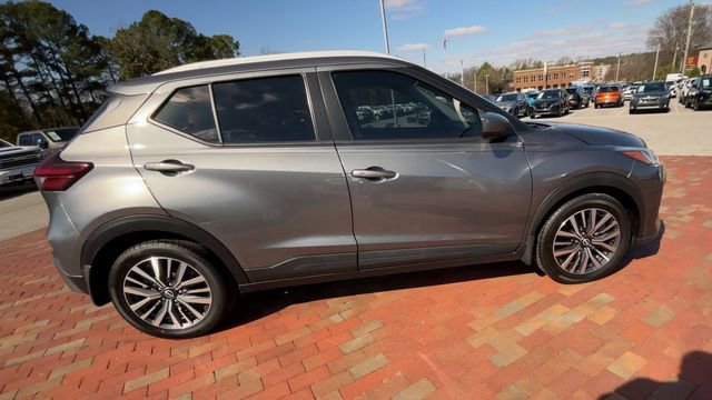 Used 2022 Nissan Kicks SV video 2