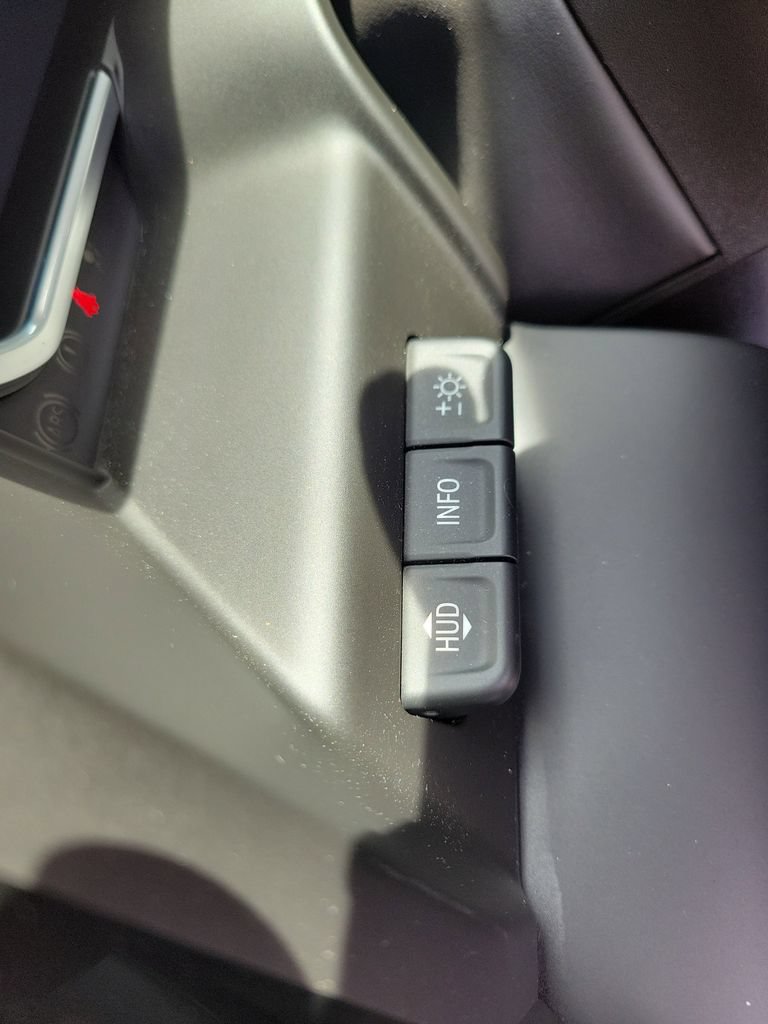 Used 2023 GMC Sierra 1500 AT4 w/ AT4 Premium Package AWD/4WD image 25