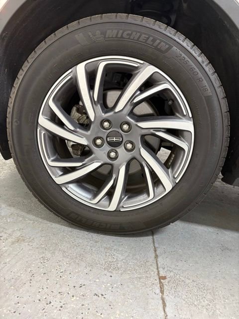 Used 2023 Lincoln Corsair AWD w/ Equipment Group 101A image 12