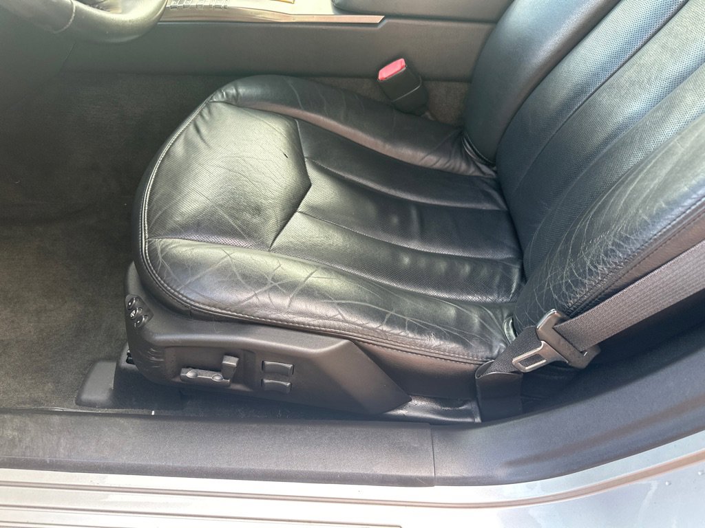 Used 2004 Cadillac XLR image 16