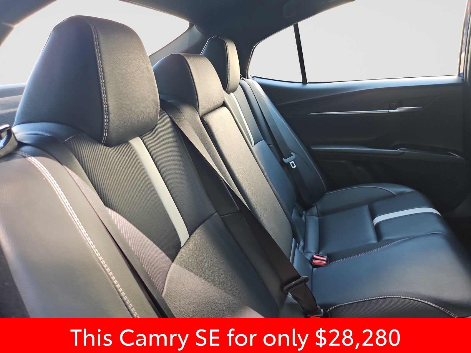 Used 2025 Toyota Camry SE FWD image 45