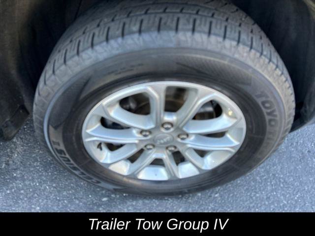 Certified 2021 Jeep Grand Cherokee Laredo AWD/4WD image 12