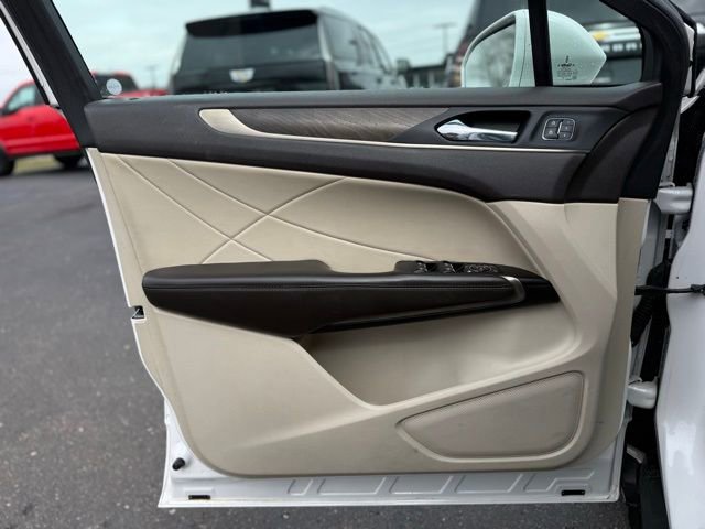 Used 2019 Lincoln MKC Reserve w/ MKC Climate Package image 13
