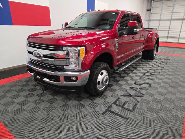 Used 2017 Ford F350 Lariat w/ FX4 Off-Road Package image 3