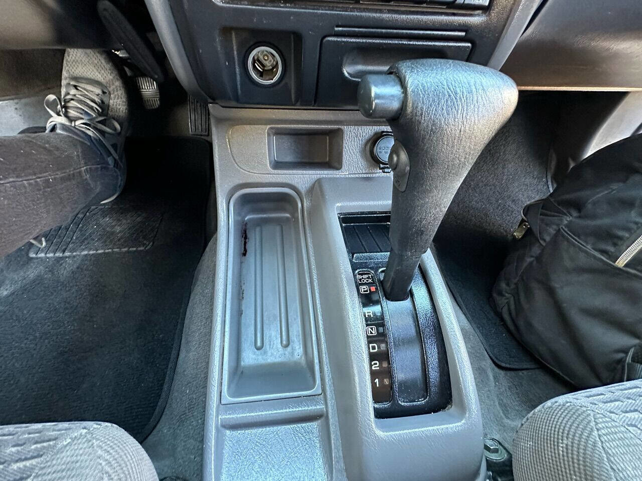 Used 2001 Nissan Xterra SE image 19