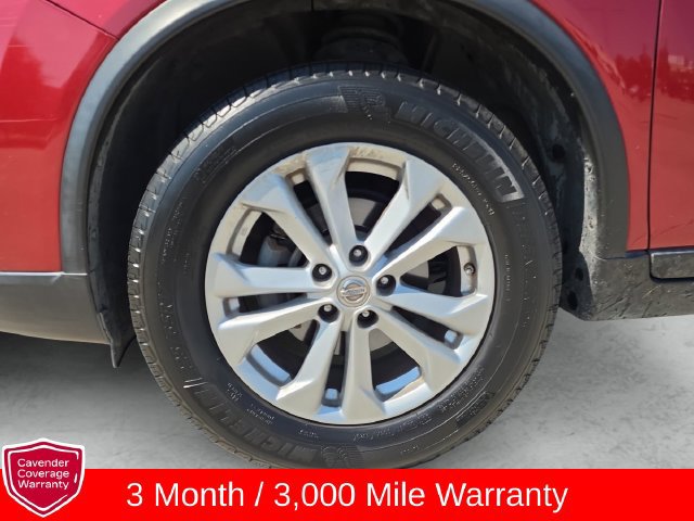 Used 2015 Nissan Rogue SV w/ SV Moonroof Package AWD/4WD image 23