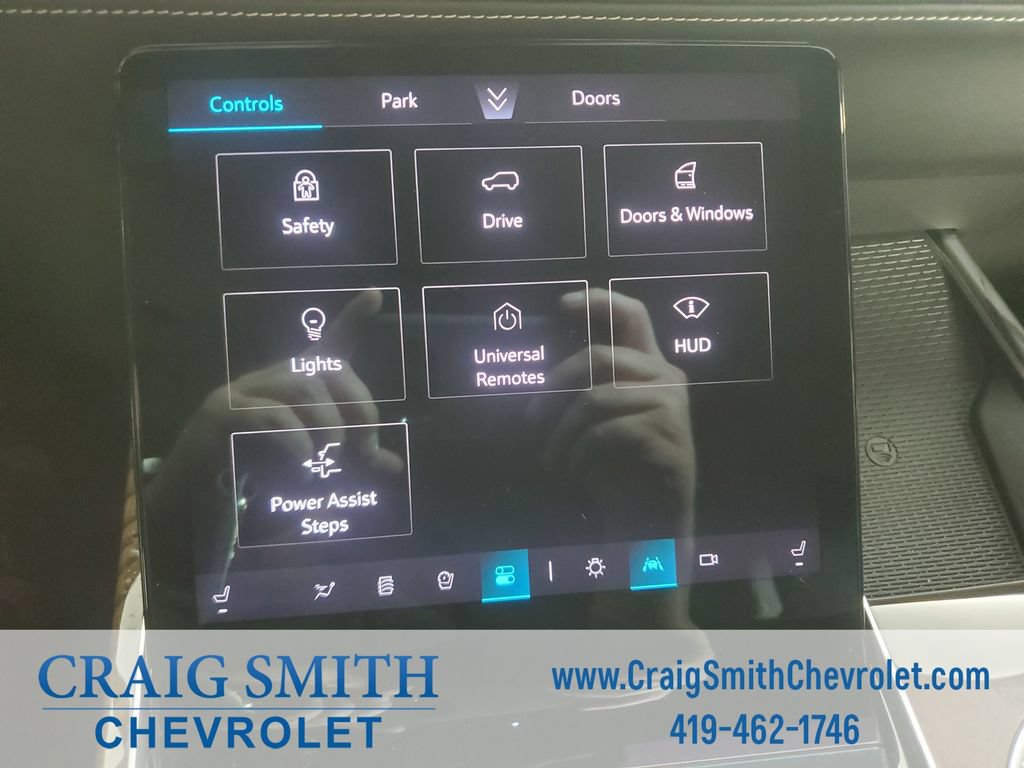 Used 2025 Cadillac Escalade Sport Platinum w/ LPO, Floor Liner Package AWD/4WD image 43