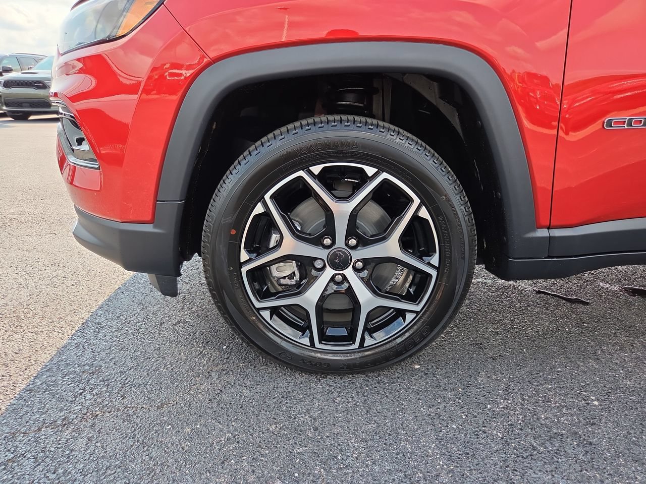 New 2026 Jeep Compass Limited w/ Sun, Sound & Navigation Group AWD/4WD image 9