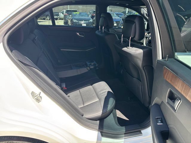 Used 2014 Mercedes-Benz E 250 BlueTEC Sedan image 55