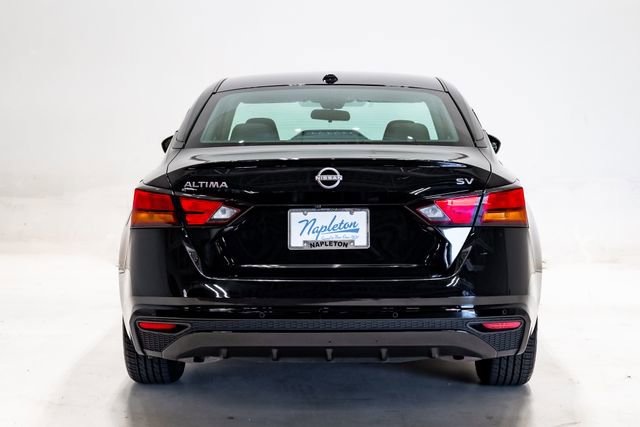 Used 2024 Nissan Altima 2.5 SV image 29