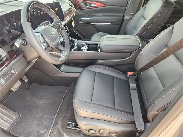 New 2026 Chevrolet Traverse Z71 w/ Enhanced Driving Package image 10