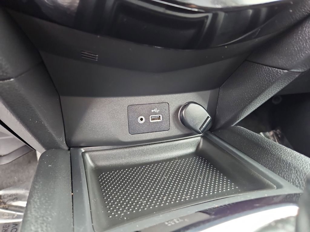 Used 2020 Nissan Rogue SV image 20