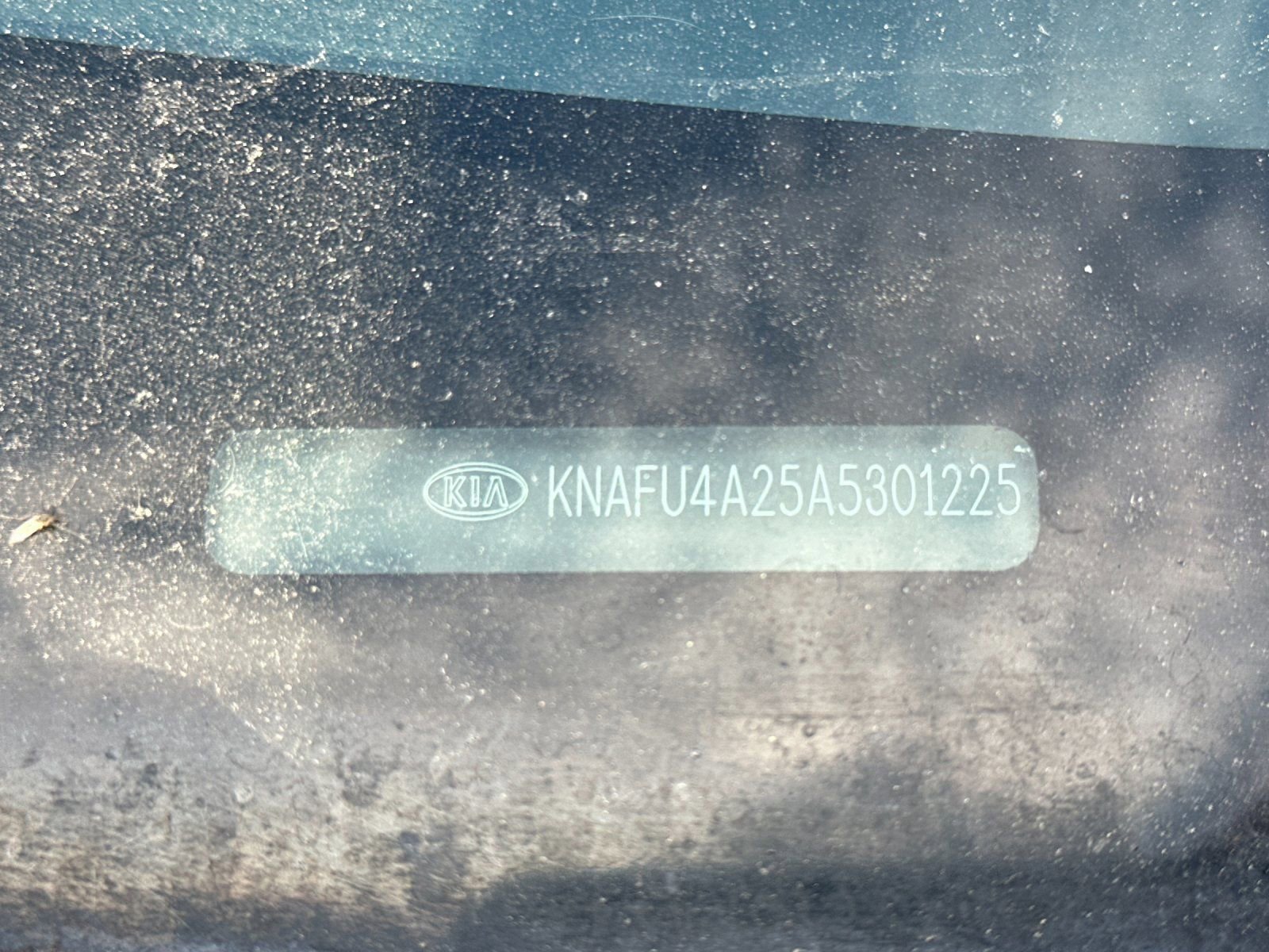 Used 2010 Kia Forte EX FWD image 2