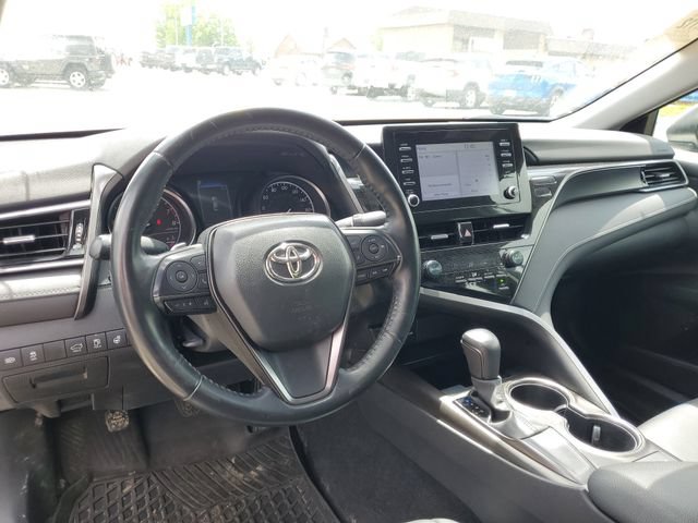 Used 2024 Toyota Camry SE FWD image 13