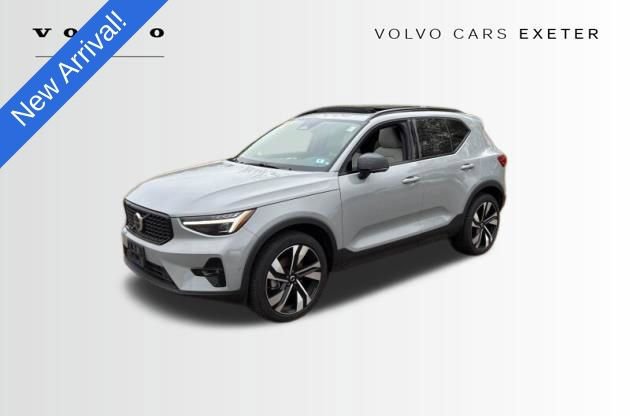 Used 2024 Volvo XC40 B5 Ultimate w/ Protection Package Premier AWD/4WD video 1