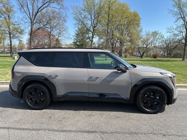 Certified 2026 Kia EV9 Land w/ Nightfall Edition Package image 51