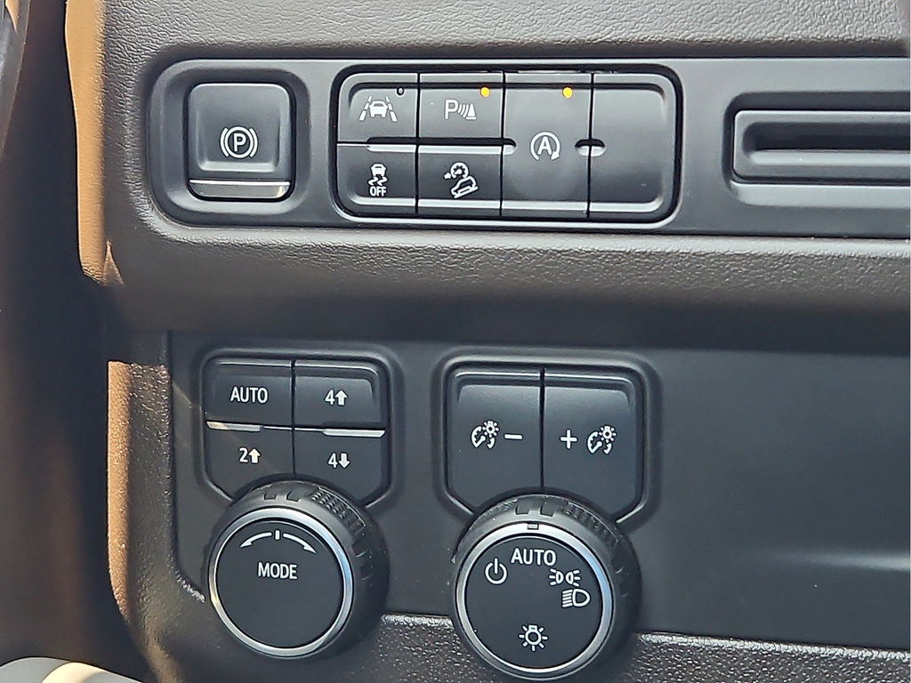 Used 2024 Chevrolet Tahoe Z71 AWD/4WD image 15