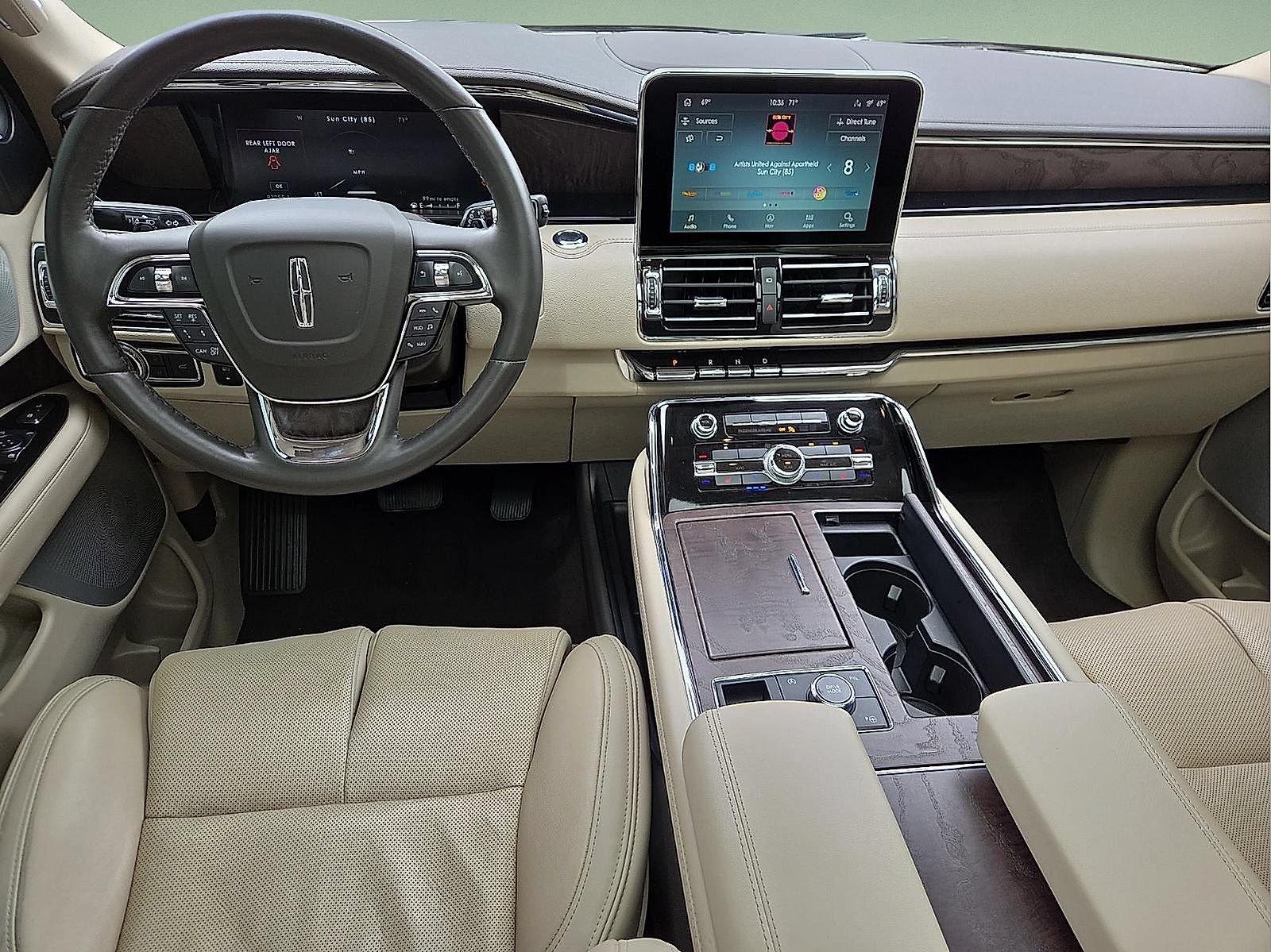 Used 2021 Lincoln Navigator L Reserve w/ Luxury Package AWD/4WD image 12