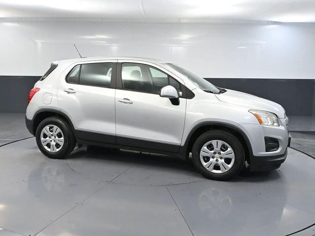 Used 2016 Chevrolet Trax LS video 3