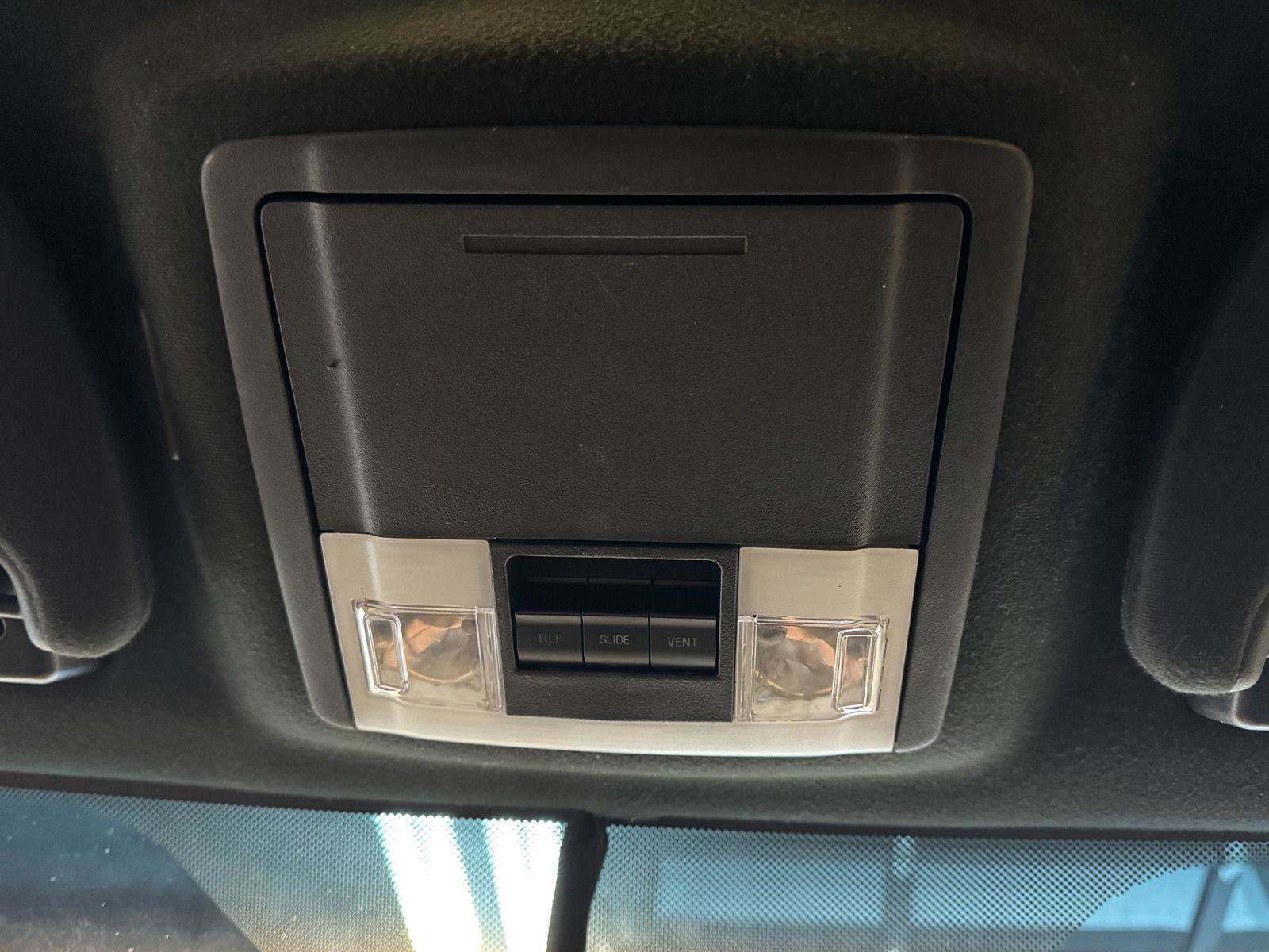 Used 2017 Ford Expedition EL XLT image 32