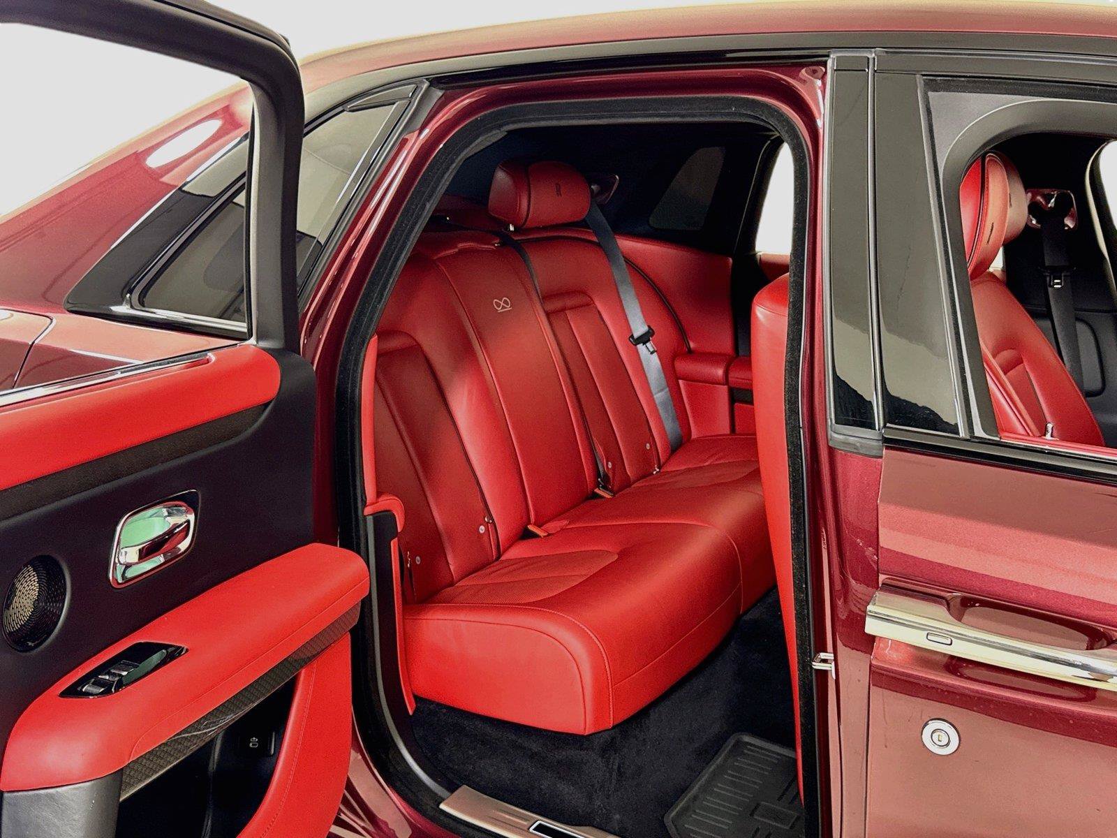 Used 2023 Rolls-Royce Ghost Black Badge AWD/4WD image 30