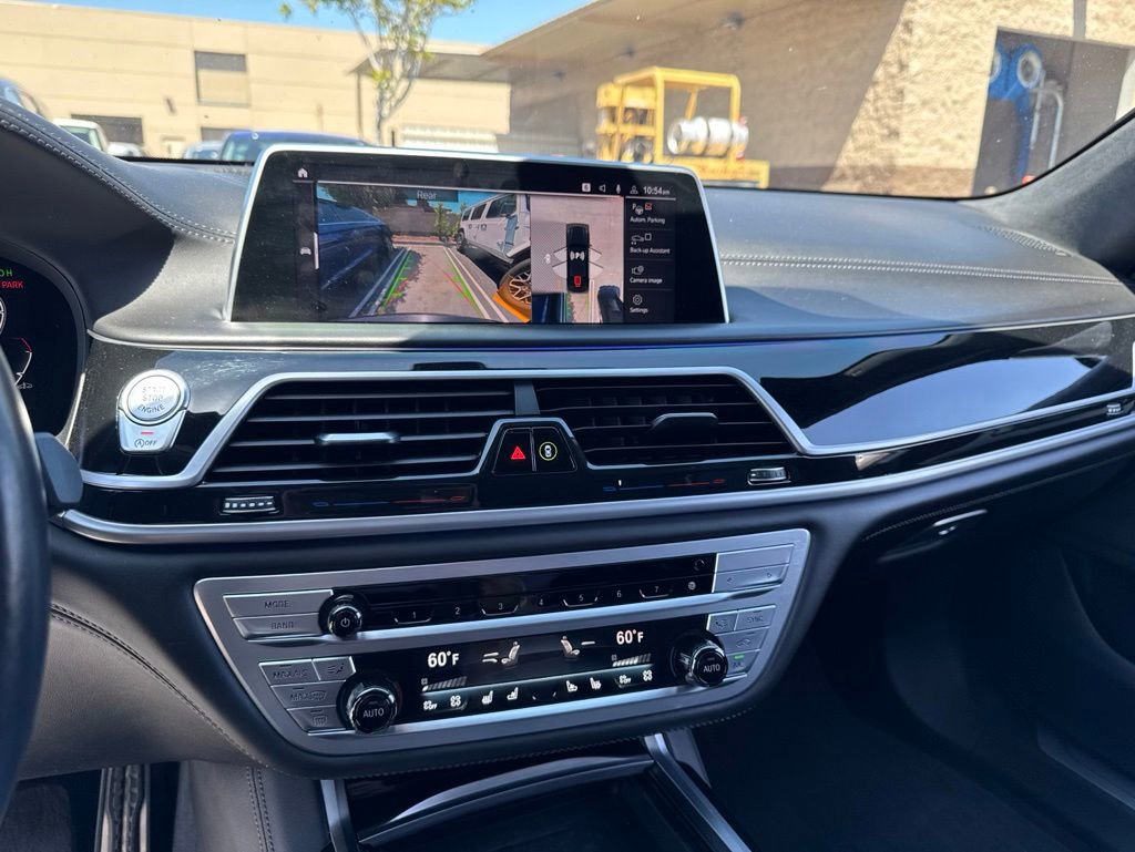Used 2021 BMW M760i xDrive AWD/4WD image 7