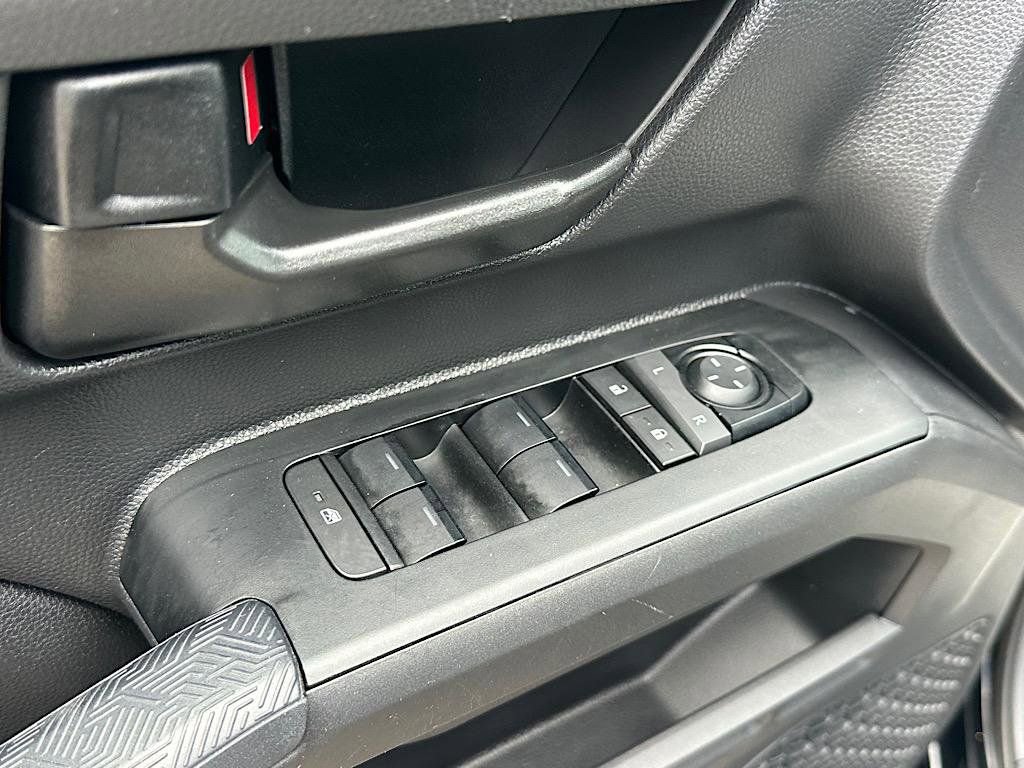 Certified 2024 Toyota Tacoma SR image 13