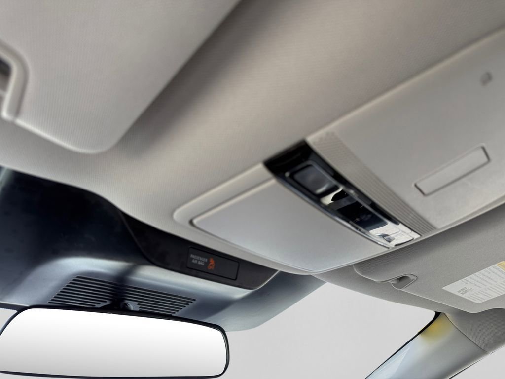 Certified 2025 Nissan Murano SV image 27