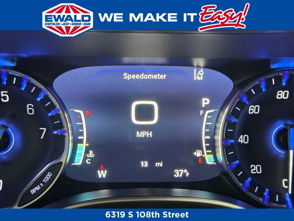 New 2026 Chrysler Pacifica Select image 22