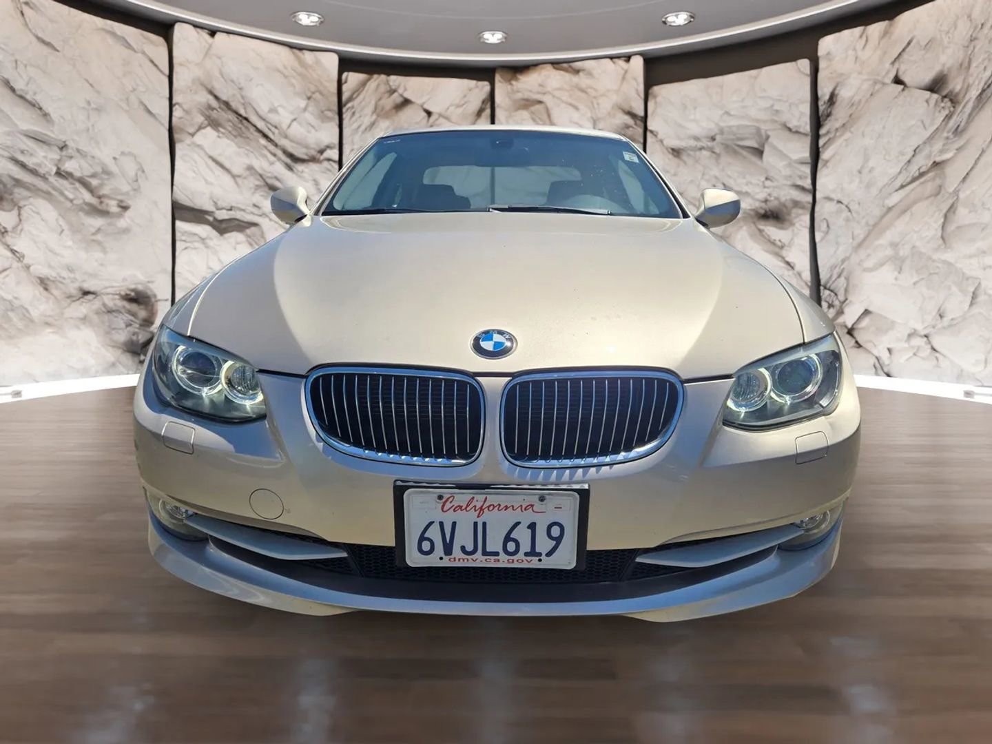 Used 2012 BMW 335i Coupe image 2