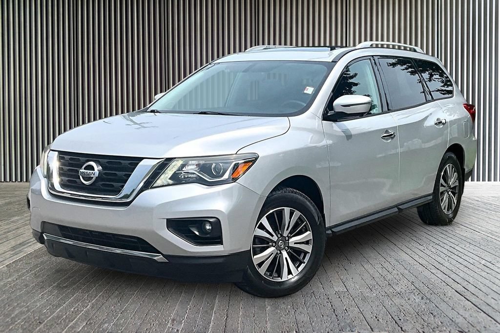Used 2017 Nissan Pathfinder SL w/ SL Premium Package AWD/4WD image 13