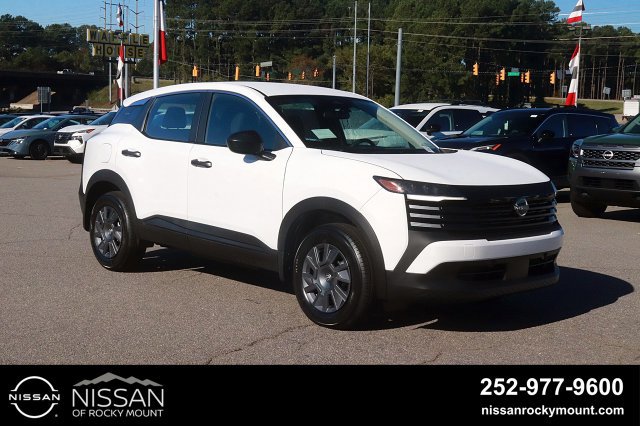 New 2027 Nissan Kicks S